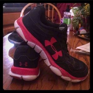 Well Loved GUC UA boys kicks Size 3